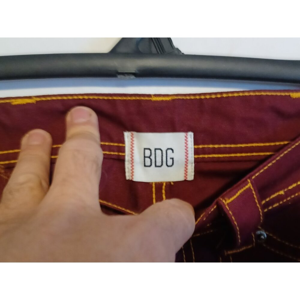 Urban Outfitters BDG Jeans Color Wine Size 29/ 30x30 Rise 11" - Picture 4 of 7